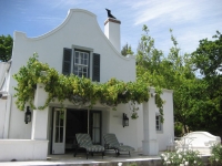  Vacation Hub International | Franschhoek Rose Cottages - The Cottage Main