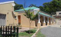  Vacation Hub International | Boer & Brit Guest House Main