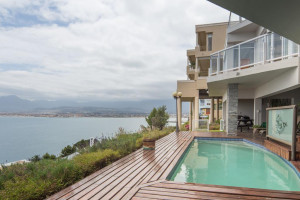  Vacation Hub International | Gordons Bay Luxury Apartments Main