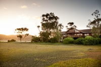  Vacation Hub International | Oyster Creek Lodge Main