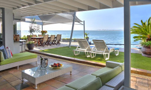  Vacation Hub International | 185 On Beach Boutique Suites And Apartments Main