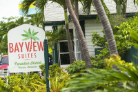  Vacation Hub International | Bayview Suites Paradise Island Bahamas Main