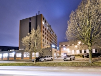  Vacation Hub International | Vista Hotel Main