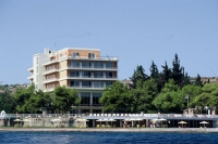  Vacation Hub International | Kalamaki Beach Hotel Main