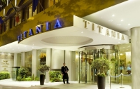  Vacation Hub International | Titania Hotel Main