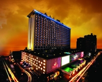  Vacation Hub International | Waterfront Manila Pavilion Hotel & Casino Main