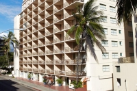  Vacation Hub International | Pearl Hotel Waikiki Main