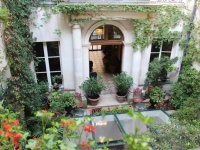  Vacation Hub International | Hotel Relais Saint Sulpice Main