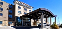  Vacation Hub International | Best Western Plus Suites Downtown Calgary Main