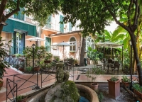  Vacation Hub International | Astoria Garden Hotel Main