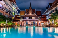  Vacation Hub International | Nipa Resort Main