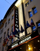  Vacation Hub International | Hotel Ariston & Ariston Patio Main