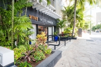  Vacation Hub International | Vive Hotel Waikiki Main