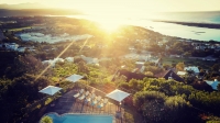  Vacation Hub International | La Vista Lodge Main
