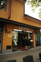  Vacation Hub International | Planeta Inn Hotel Main