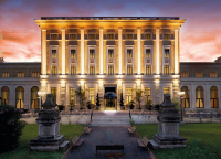  Vacation Hub International | The Church Palace Main