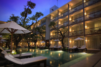  Vacation Hub International | The Bene Hotel Main