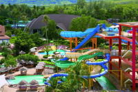  Vacation Hub International | Splash Beach Resort Main