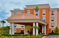  Vacation Hub International | Holiday Inn Express & Suites Orlando-Ocoee East Main