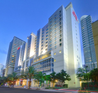  Vacation Hub International | Hampton Inn & Suites by Hilton Miami Brickell Downtown Main