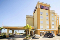  Vacation Hub International | Comfort Suites Orlando Airport Main