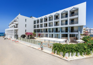 Vacation Hub International | Alia Beach Hotel Main