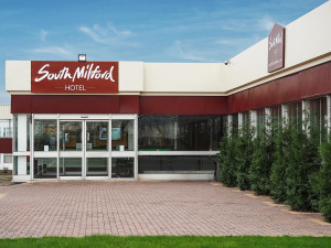  Vacation Hub International | South Milford Hotel Main