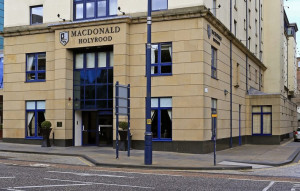  Vacation Hub International | Macdonald Holyrood Hotel Main