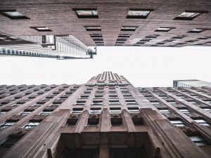  Vacation Hub International | LYRIC at 70 Pine Main