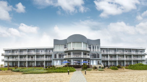  Vacation Hub International | Seaside Hotel and Spa Main