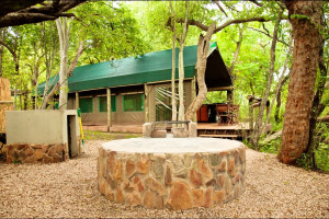  Vacation Hub International | B'sorah Luxury Tented Camp Main