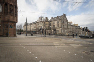  Vacation Hub International | Fountain Court Apartments - Royal Garden Main