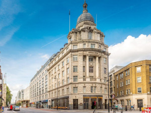  Vacation Hub International | Travelodge London Central City Road Main