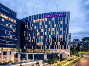  Vacation Hub International | Mercure Singapore On Stevens Main