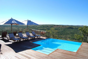 Vacation Hub International | Umzolozolo Private Safari Lodge Main