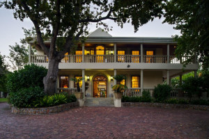 Vacation Hub International | Ibis House Main