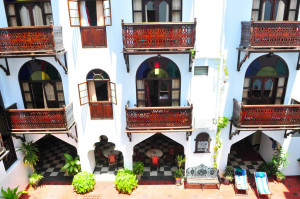  Vacation Hub International | Dhow Palace Hotel Main