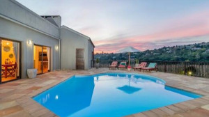  Vacation Hub International | 47th on Howard Main