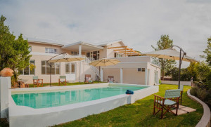  Vacation Hub International | The View Swellendam B&B Main