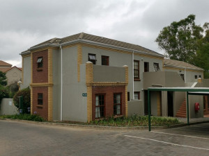  Vacation Hub International | Paulshof Guesthouse and Apartments Main
