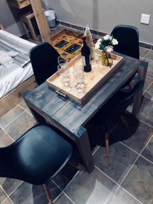  Vacation Hub International | Kali Zoe Guest Suites Main