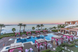  Vacation Hub International | Sunrise Arabian Beach Resort Main