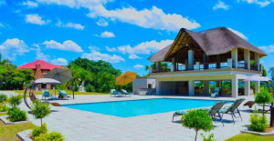  Vacation Hub International | ASANTE MOUNTAIN LODGE Main