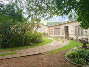  Vacation Hub International | Rheola's Guest Cottage Main