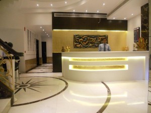  Vacation Hub International | Hotel GODWIN DELUXE Main