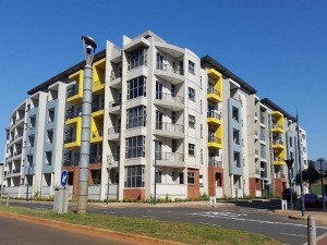  Vacation Hub International | Ashton Apartments Central Park Main