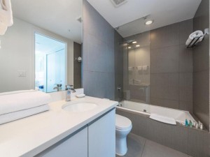  Vacation Hub International | Churchill Suites Monte Carlo Miami Beach Main