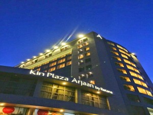  Vacation Hub International | Kin Plaza Arjaan by Rotana Main