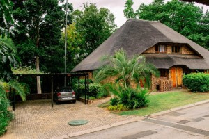 Vacation Hub International - VHI - Travel Club - Kruger Park Lodge - Luxury Inyamatane Chalets