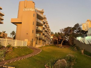  Vacation Hub International | CasablancaBeachfront apartment in Ballito! Casablanca Main
